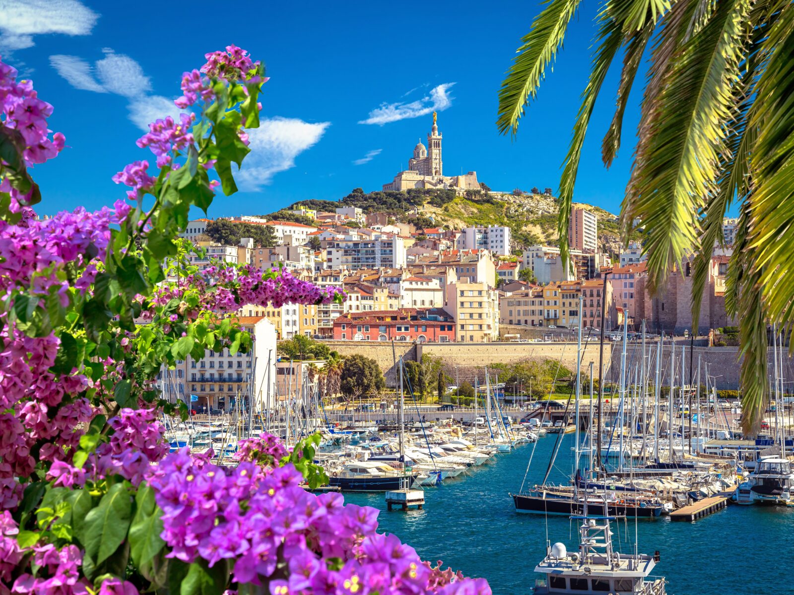 City,Of,Marseille,Harbor,And,Notre,Dame,De,La,Garde